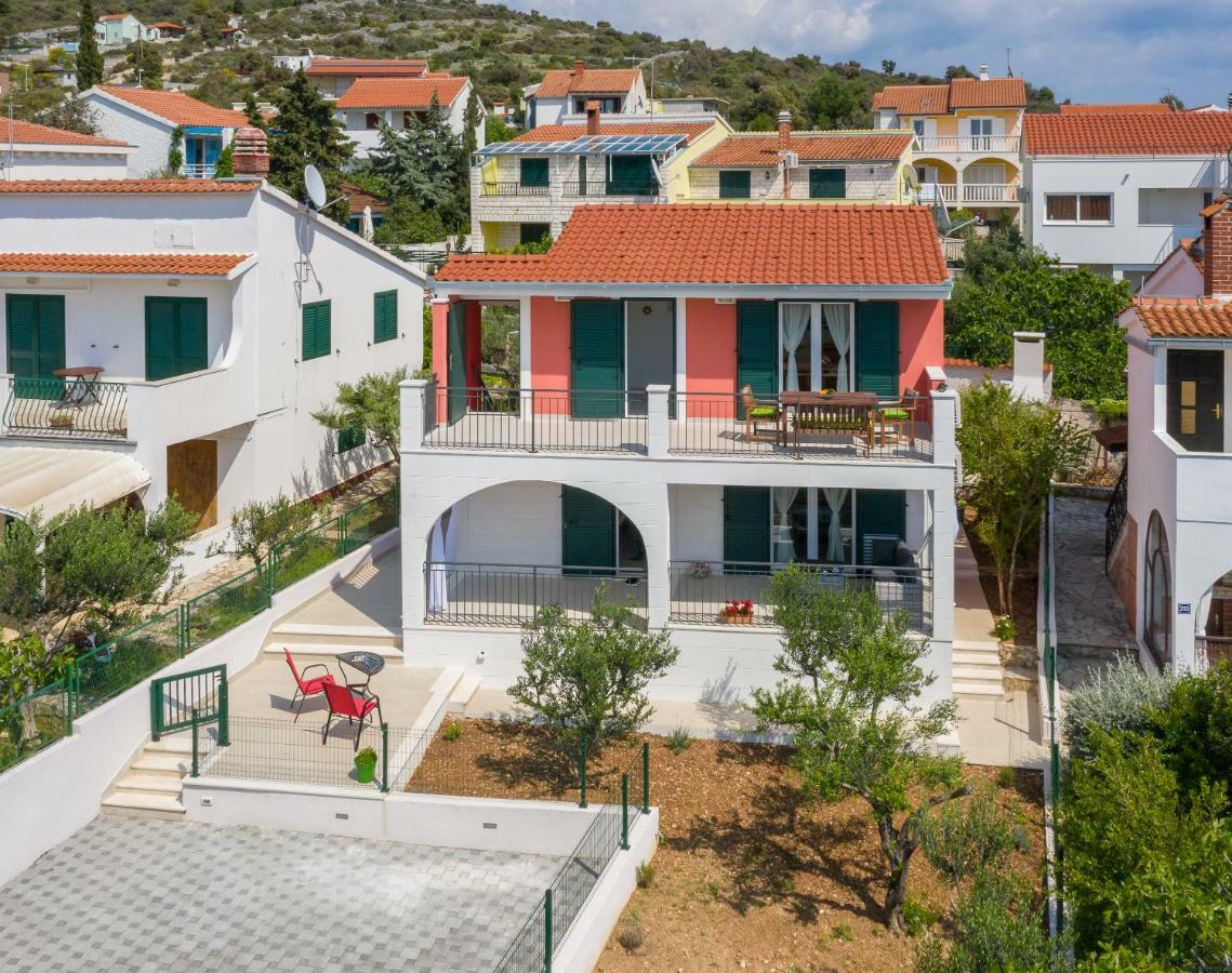 Villa Basic Sevid Exterior foto