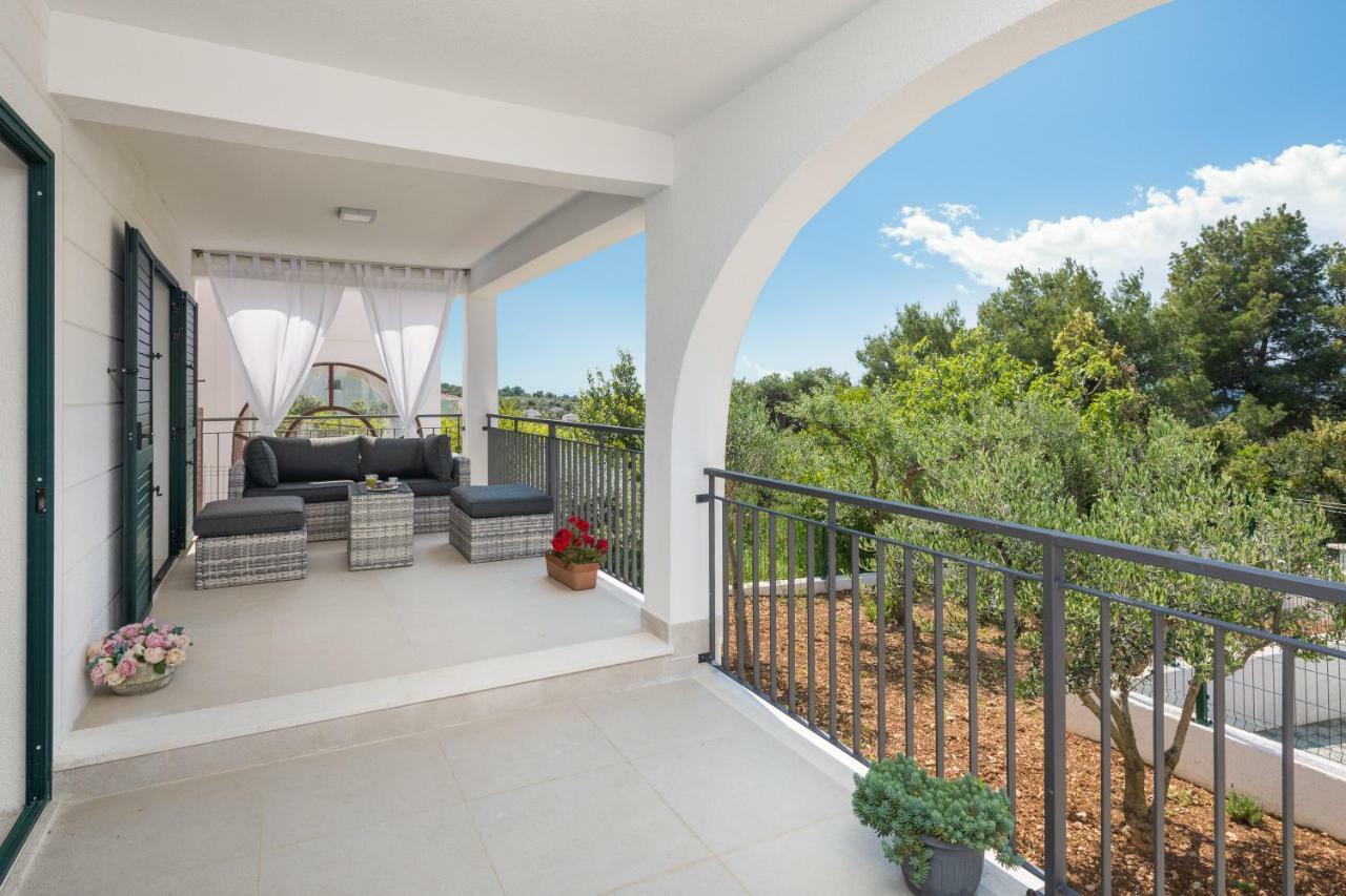 Villa Basic Sevid Exterior foto