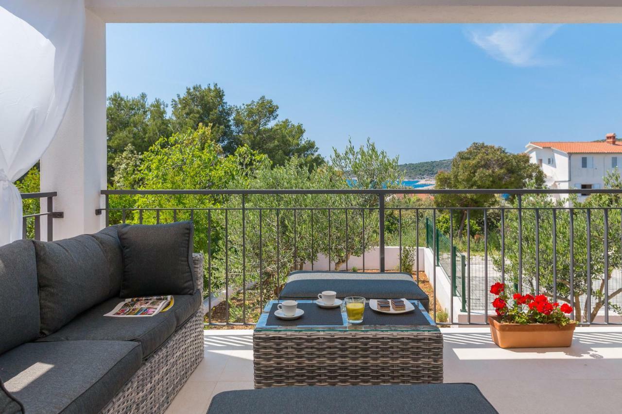Villa Basic Sevid Exterior foto