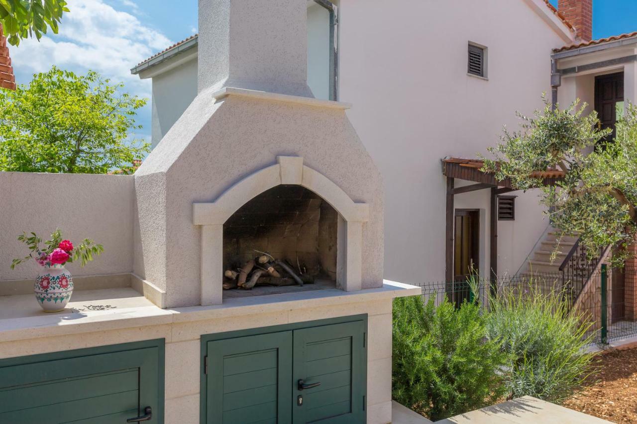 Villa Basic Sevid Exterior foto