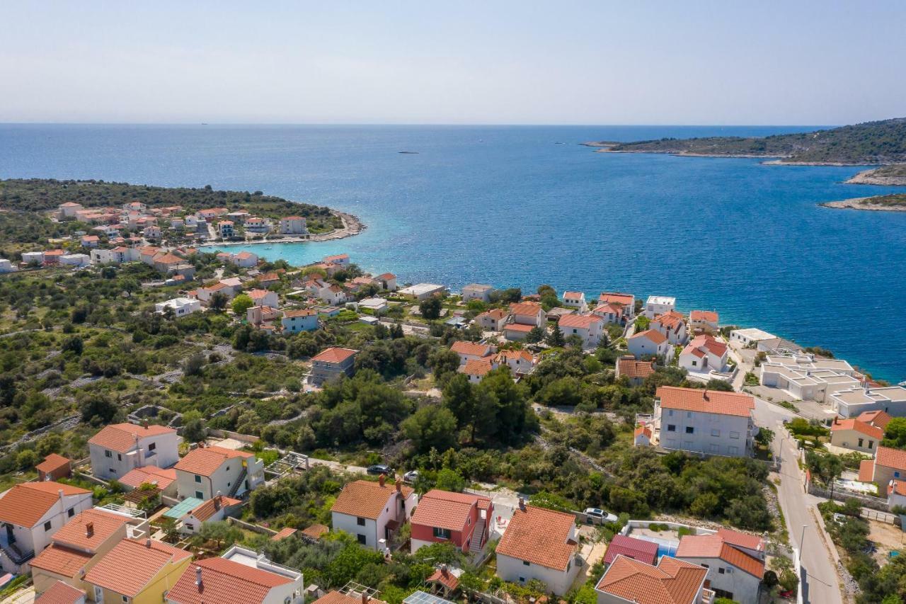 Villa Basic Sevid Exterior foto